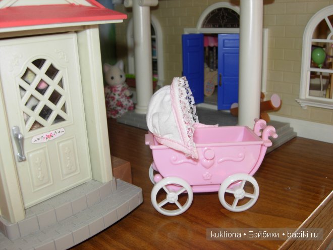 Моя парковочка колясок.Разные миниатюрные колясочки