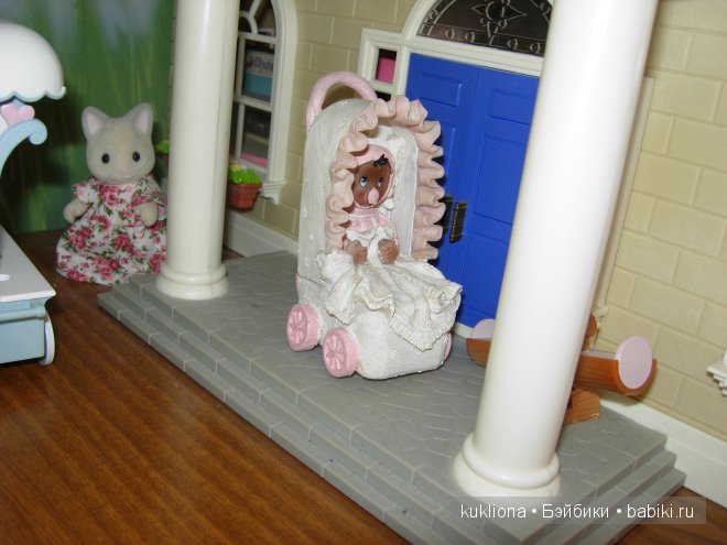 Моя парковочка колясок.Разные миниатюрные колясочки