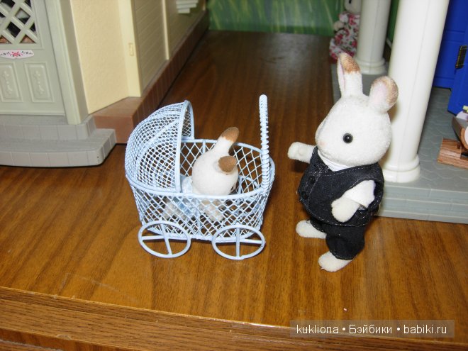 Моя парковочка колясок.Разные миниатюрные колясочки