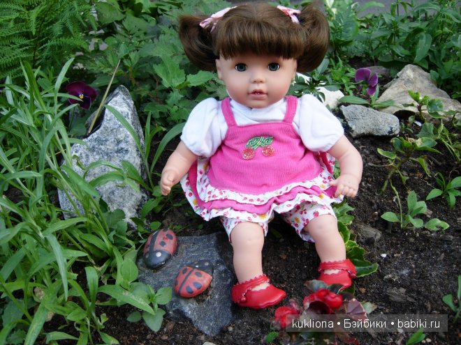 Вишенка Сара Готц с морковкой. Кукла Baby Sarah`h World Gotz 2007