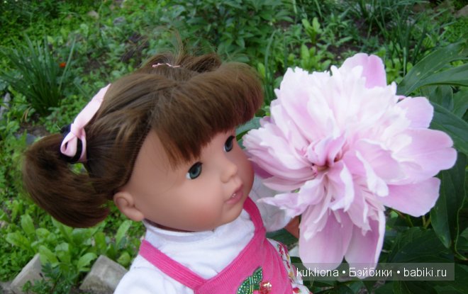 Вишенка Сара Готц с морковкой. Кукла Baby Sarah`h World Gotz 2007