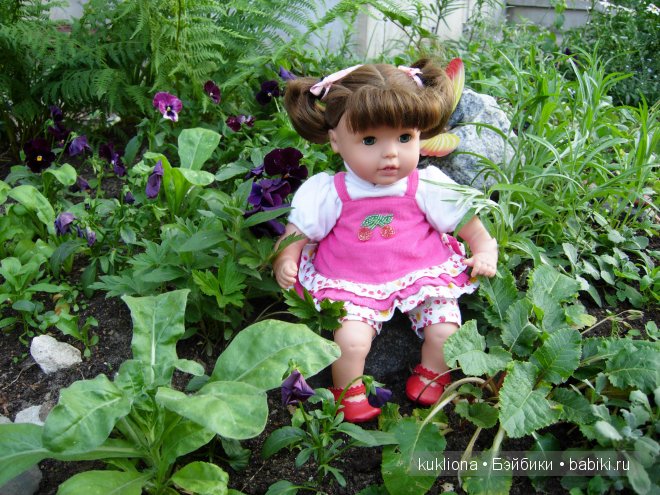 Вишенка Сара Готц с морковкой. Кукла Baby Sarah`h World Gotz 2007