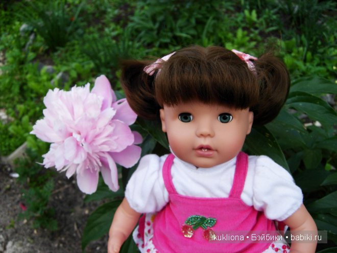 Вишенка Сара Готц с морковкой. Кукла Baby Sarah`h World Gotz 2007