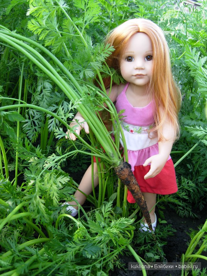 Во саду ли, в огороде. Стефания собирает урожай. Кукла Ханна на прогулке 2012 Gotz Hanna and her dog | Бэйбики Во саду ли, в огороде. Стефания собирает урожай. Кукла Ханна на прогулке 2012 Gotz Hanna and her dog