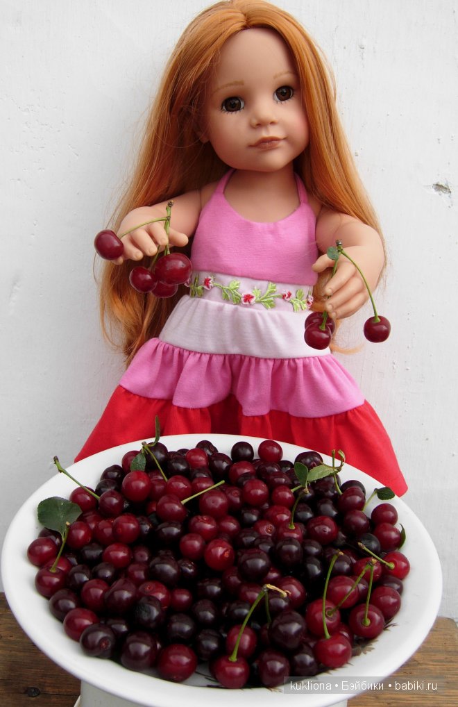 Во саду ли, в огороде. Стефания в саду собирает урожай. Кукла Ханна на прогулке 2012 Gotz Hanna and her dog | Бэйбики Во саду ли, в огороде. Стефания в саду собирает урожай. Кукла Ханна на прогулке 2012 Gotz Hanna and her dog