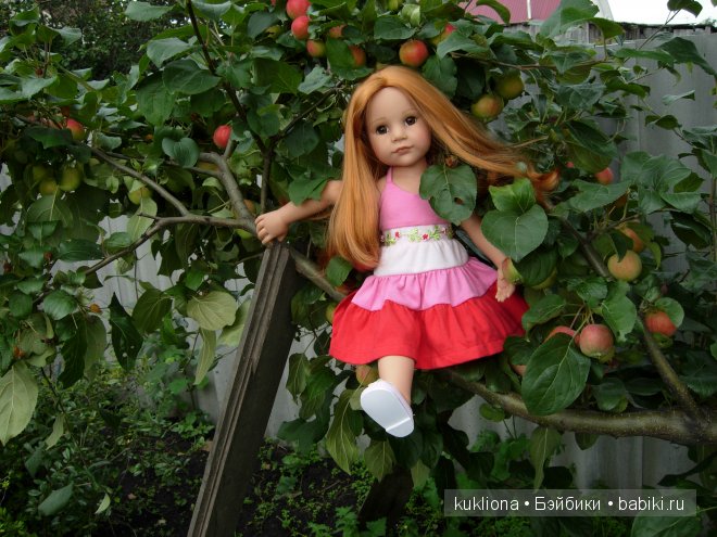 Во саду ли, в огороде. Стефания в саду собирает урожай. Кукла Ханна на прогулке 2012 Gotz Hanna and her dog | Бэйбики Во саду ли, в огороде. Стефания в саду собирает урожай. Кукла Ханна на прогулке 2012 Gotz Hanna and her dog (фото 7)