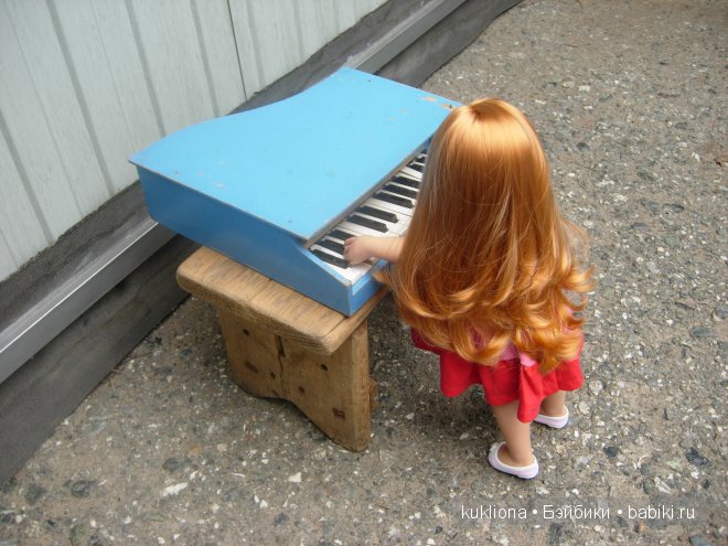 Звенигород. Советский игрушечный рояль
