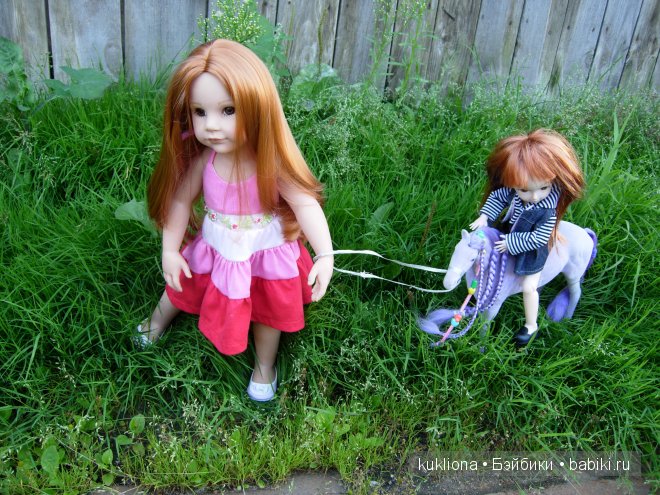 Как Стефания подружилась с маленькой садовой феечкой.Кукла Ханна на прогулке 2012 Gotz Hanna and her dog