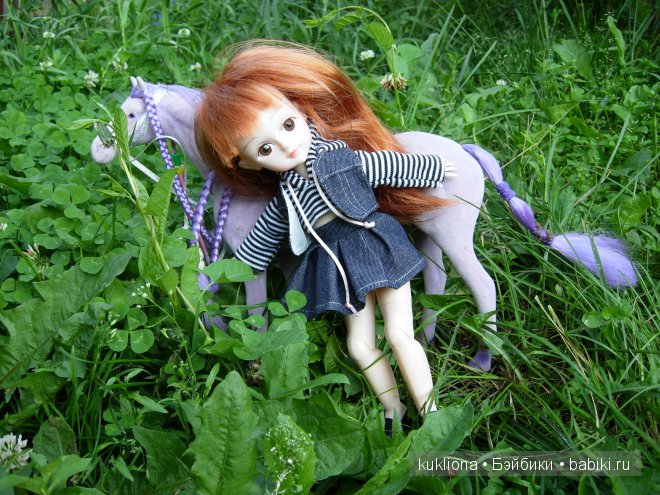 Как Стефания подружилась с маленькой садовой феечкой.Кукла Ханна на прогулке 2012 Gotz Hanna and her dog