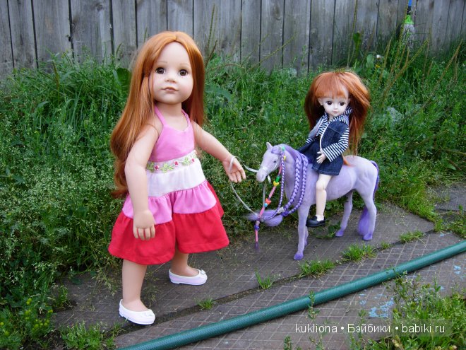 Как Стефания подружилась с маленькой садовой феечкой.Кукла Ханна на прогулке 2012 Gotz Hanna and her dog