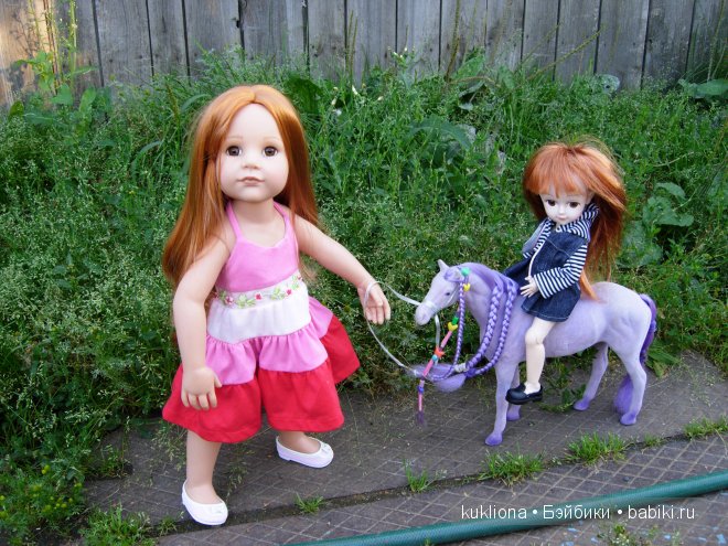 Как Стефания подружилась с маленькой садовой феечкой.Кукла Ханна на прогулке 2012 Gotz Hanna and her dog