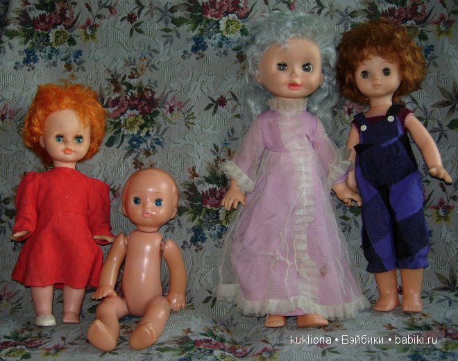 Подружкины игрушки. Советские куклы, мягкие игрушки, пластмассовый Карлсон и котик
