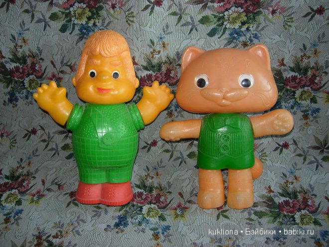 Подружкины игрушки. Советские куклы, мягкие игрушки, пластмассовый Карлсон и котик (фото 3)