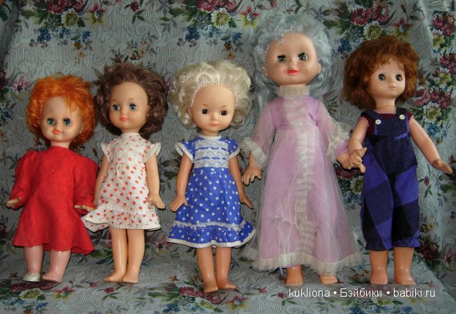 Подружкины игрушки. Советские куклы, мягкие игрушки, пластмассовый Карлсон и котик