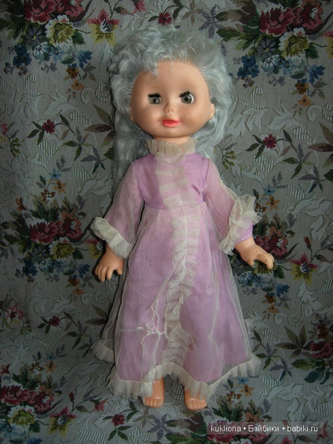 Подружкины игрушки. Советские куклы, мягкие игрушки, пластмассовый Карлсон и котик