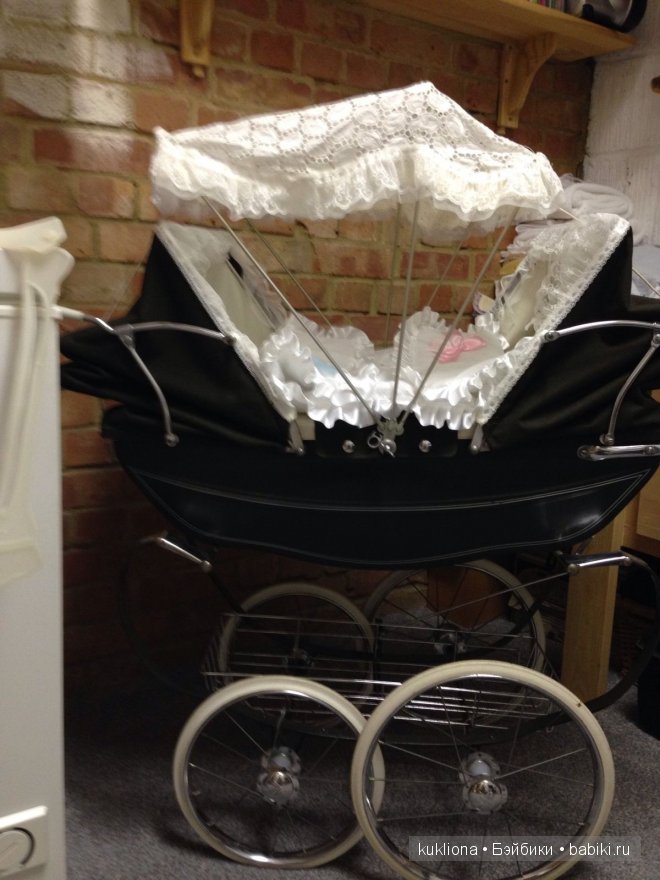 Кукольные коляски для двойняшек и не только
