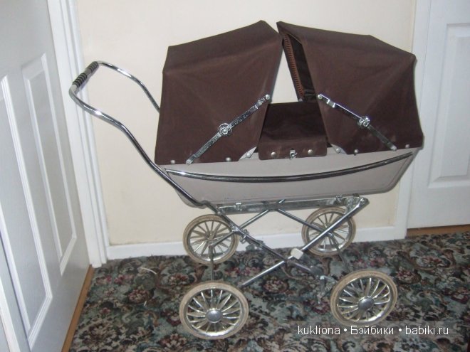 Кукольные коляски для двойняшек и не только
