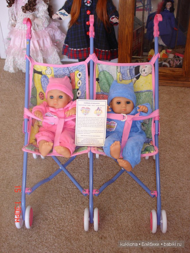 Кукольные коляски для двойняшек и не только