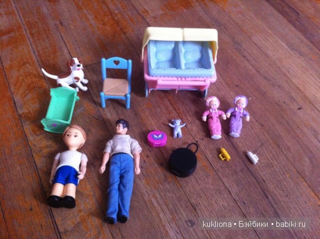 Кукольные коляски для двойняшек и не только