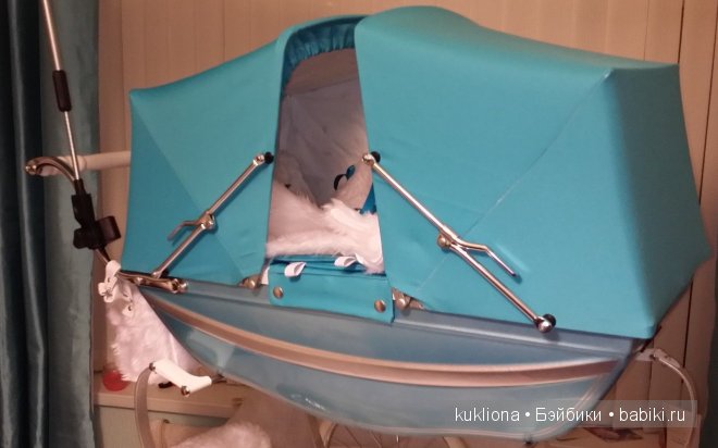 Кукольные коляски для двойняшек и не только