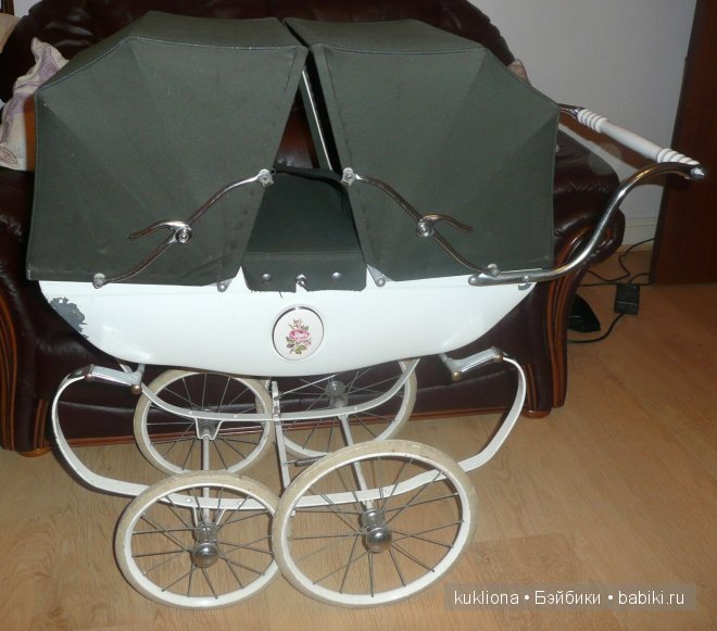 Кукольные коляски для двойняшек и не только