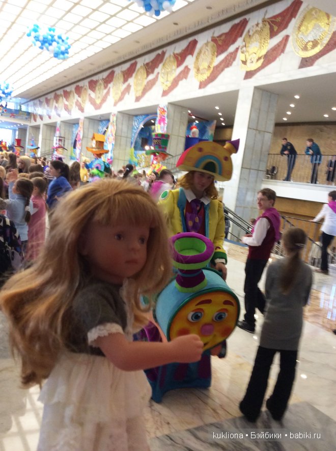 Как Марейка с Наташей в Кремль на ёлку ездили. Кукла Mareike Kidz‘n’Cats, Sonja Hartmann и кукла Minouche Natasha mit Мantel