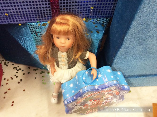 Как Марейка с Наташей в Кремль на ёлку ездили. Кукла Mareike Kidz‘n’Cats, Sonja Hartmann и кукла Minouche Natasha mit Мantel