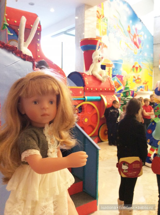 Как Марейка с Наташей в Кремль на ёлку ездили. Кукла Mareike Kidz‘n’Cats, Sonja Hartmann и кукла Minouche Natasha mit Мantel