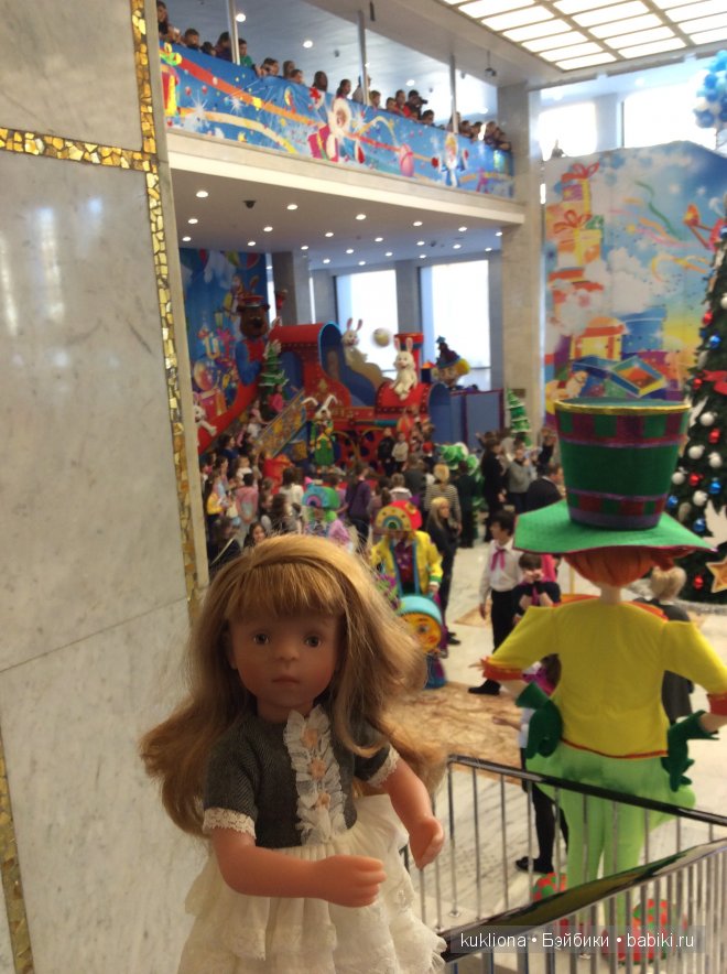 Как Марейка с Наташей в Кремль на ёлку ездили. Кукла Mareike Kidz‘n’Cats, Sonja Hartmann и кукла Minouche Natasha mit Мantel