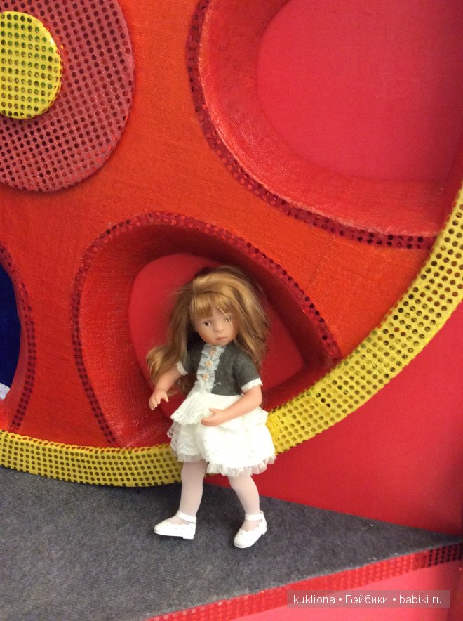 Как Марейка с Наташей в Кремль на ёлку ездили. Кукла Mareike Kidz‘n’Cats, Sonja Hartmann и кукла Minouche Natasha mit Мantel