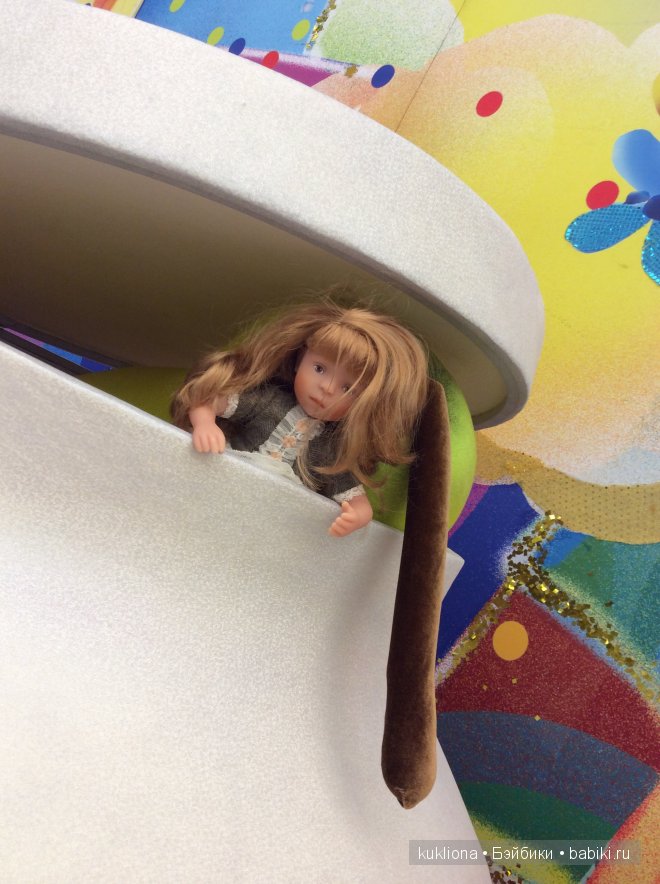 Как Марейка с Наташей в Кремль на ёлку ездили. Кукла Mareike Kidz‘n’Cats, Sonja Hartmann и кукла Minouche Natasha mit Мantel