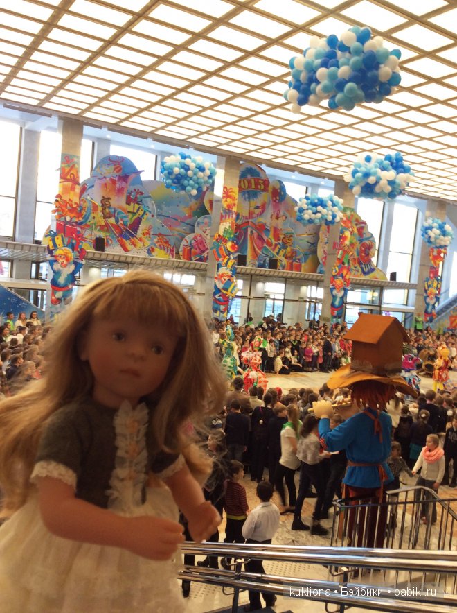 Как Марейка с Наташей в Кремль на ёлку ездили. Кукла Mareike Kidz‘n’Cats, Sonja Hartmann и кукла Minouche Natasha mit Мantel