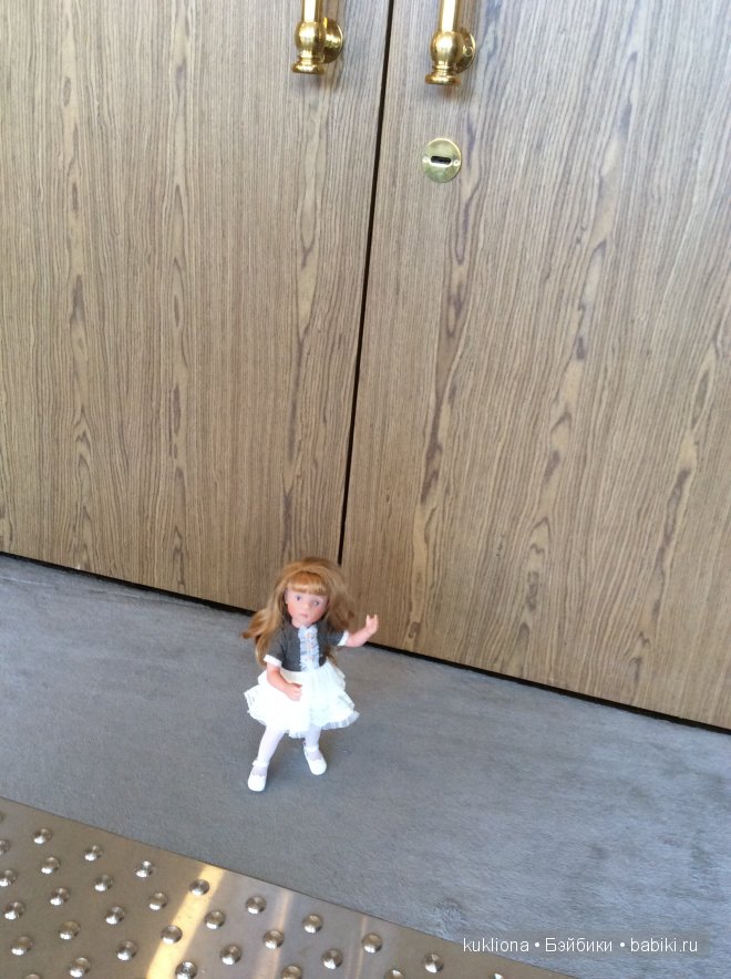 Как Марейка с Наташей в Кремль на ёлку ездили. Кукла Mareike Kidz‘n’Cats, Sonja Hartmann и кукла Minouche Natasha mit Мantel