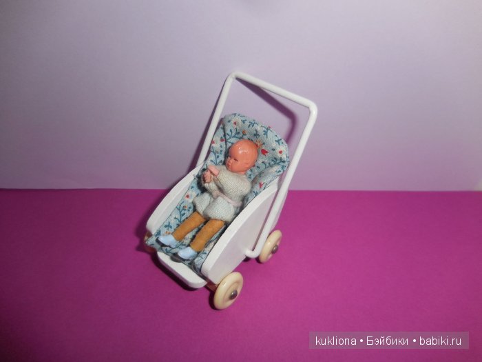 Антикварные и старинные кукольные коляски