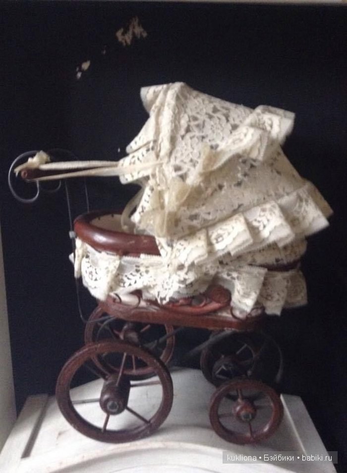 Антикварные и старинные кукольные коляски