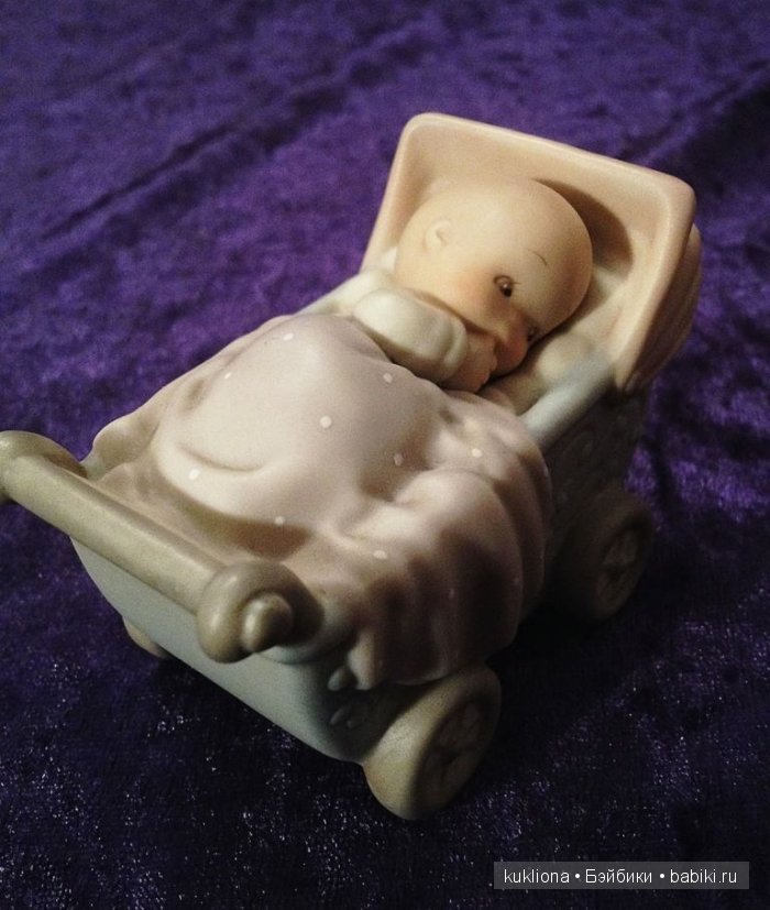 Антикварные и старинные кукольные коляски