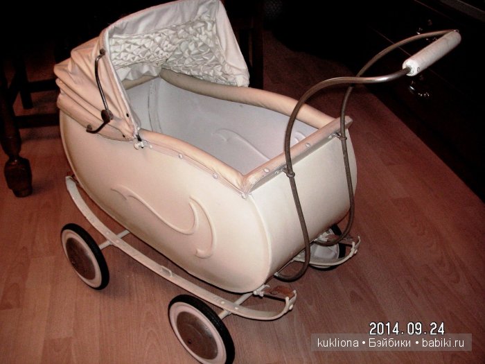Антикварные и старинные кукольные коляски