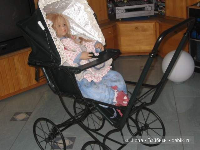 Антикварные и старинные кукольные коляски