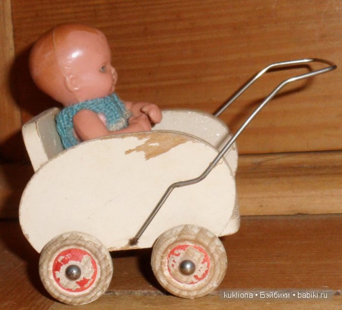 Антикварные и старинные кукольные коляски