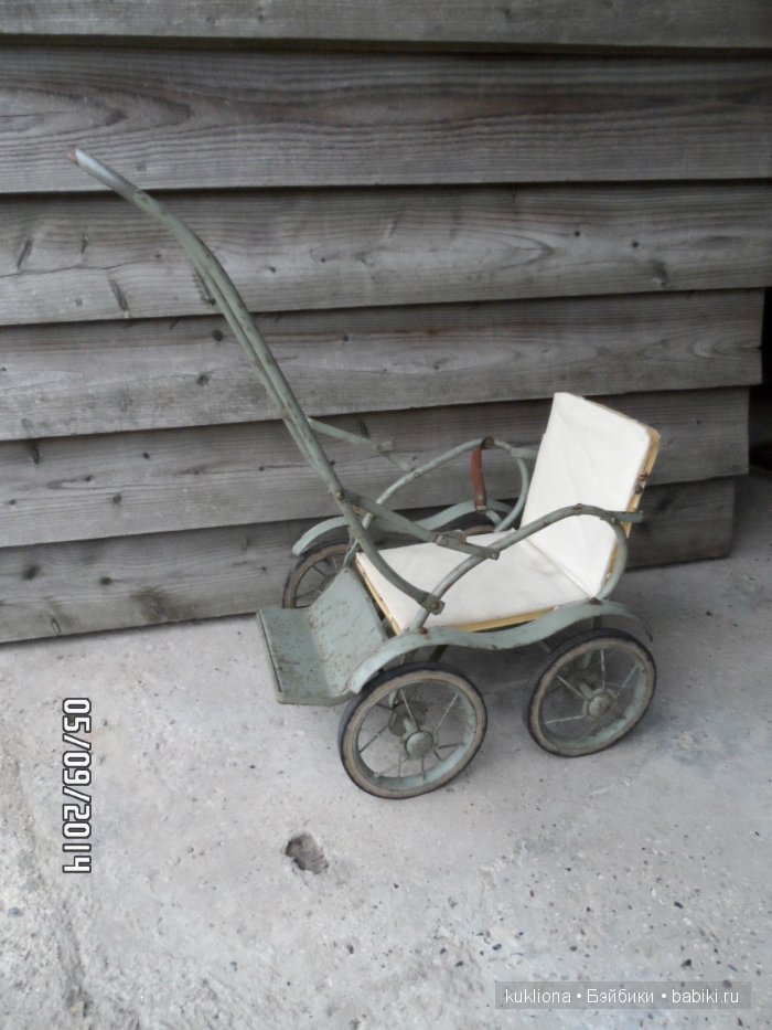 Антикварные и старинные кукольные коляски