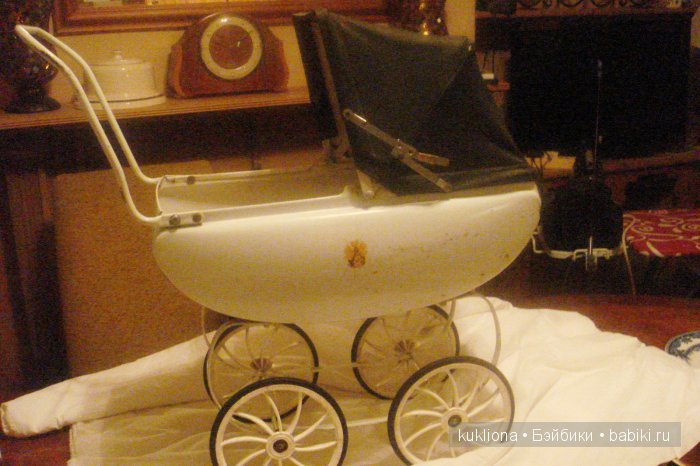 Антикварные и старинные кукольные коляски