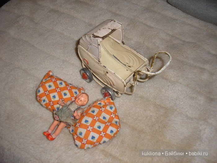 Антикварные и старинные кукольные коляски