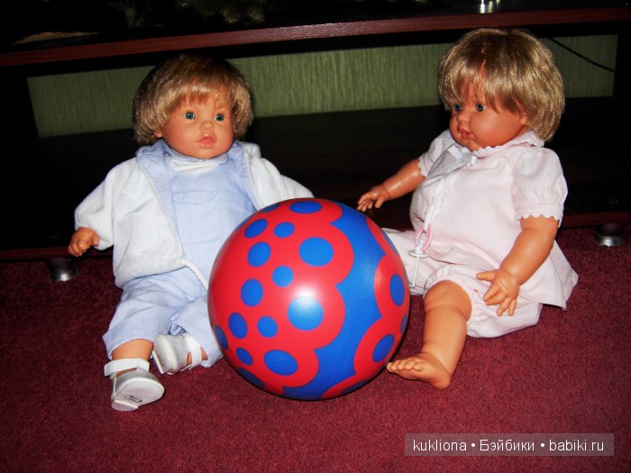 Кирилл и Эмилия, испанские куклы неизвестного происхождения