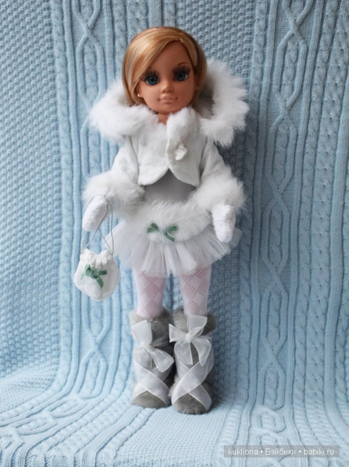 Хлопай ресницами и взлетай! Кукла Ненси Фамоза зимняя красавица