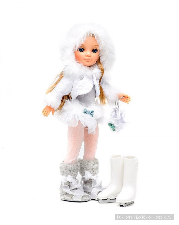 Хлопай ресницами и взлетай! Кукла Ненси Фамоза зимняя красавица