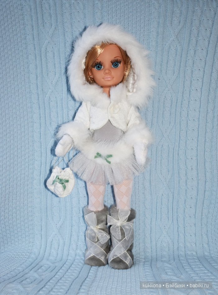 Хлопай ресницами и взлетай! Кукла Ненси Фамоза зимняя красавица