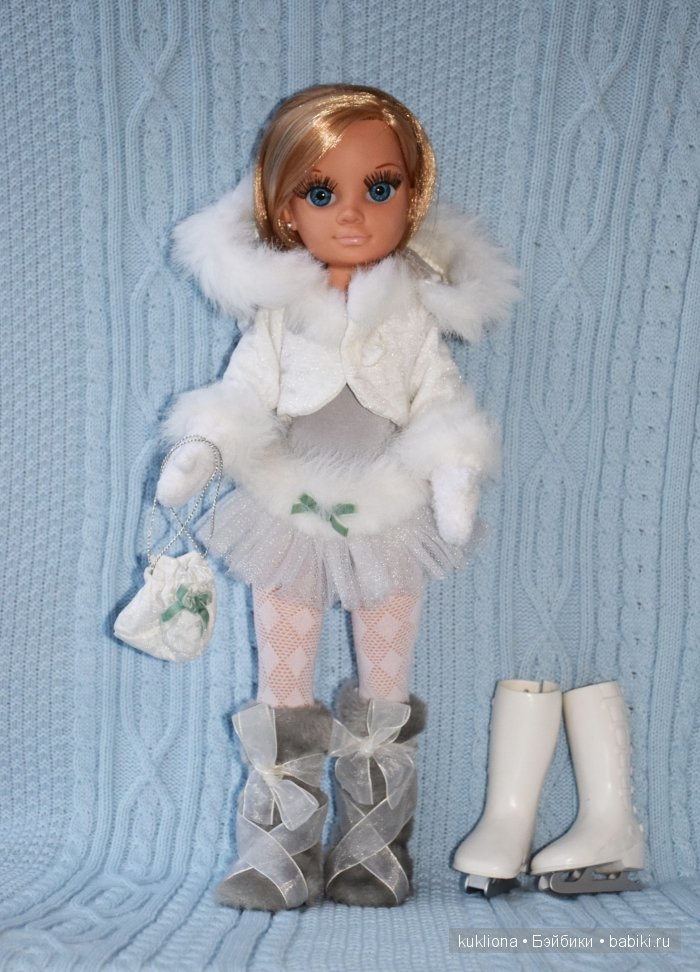Хлопай ресницами и взлетай! Кукла Ненси Фамоза зимняя красавица