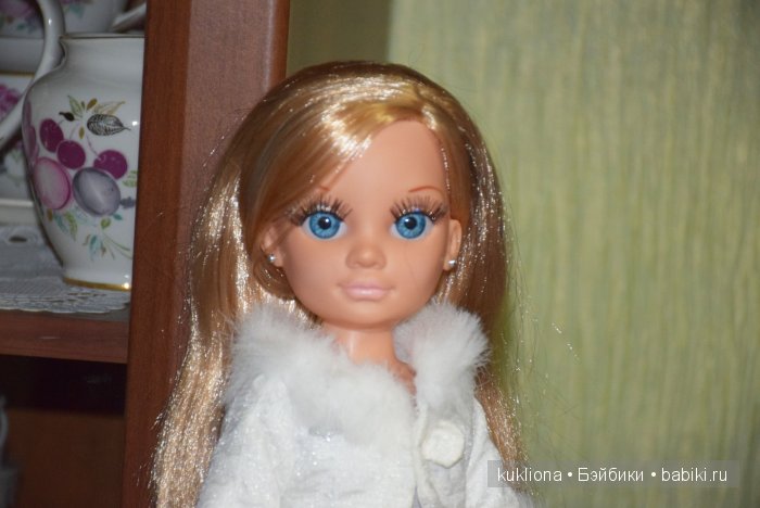 Хлопай ресницами и взлетай! Кукла Ненси Фамоза зимняя красавица