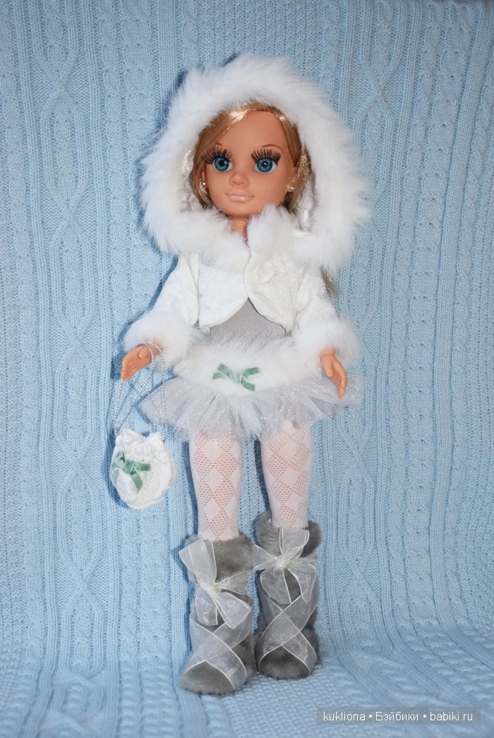 Хлопай ресницами и взлетай! Кукла Ненси Фамоза зимняя красавица