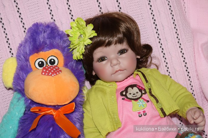 Озорная обезьянка. Кукла Адора Обезьянки Monkey`n Around Adora doll. Всех с наступающим новым годом